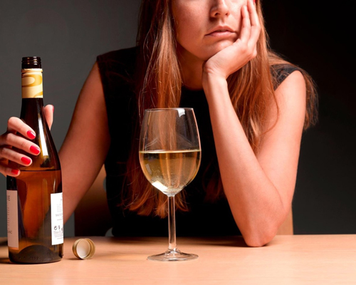 Анонимное лечение женского алкоголизма в Амурске